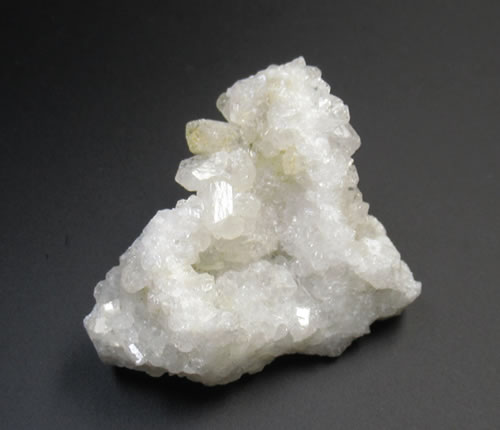 ユークレース クラスターonクォーツ 26g 結晶が大きで表裏が覆われた稀少なクラスター 真実への明瞭さ サイキック能力とシンクロニシティの石 euc025