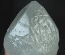 トライゴーニッククォーツ水晶1.89kg虹あり 逆三角の連なりが描くラインと虹が神秘的 多数のシャーマニックワークに理想的、絶対的信頼感の石tri058