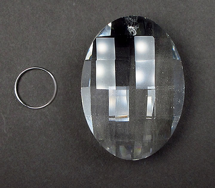 サンキャッチャーパーツ オーバル クリスタルガラスパーツ 4.9cm 虹の天使...