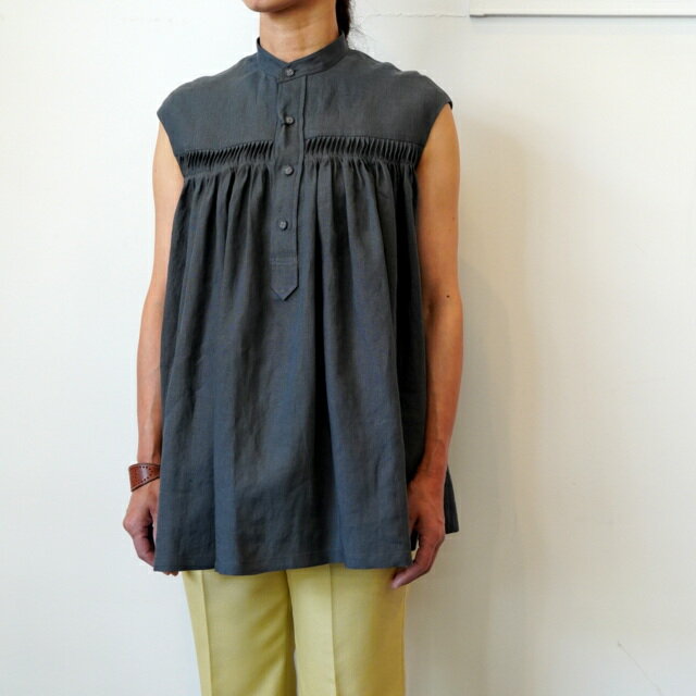 Scye(TC)LINEN TUCKED N/S SHIRT(X[uX 2FWJ)