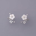 ピアス 花 桜 シルバー 小さい お花 可愛い 上品 かわいい アクセサリー 結婚式 パーティー