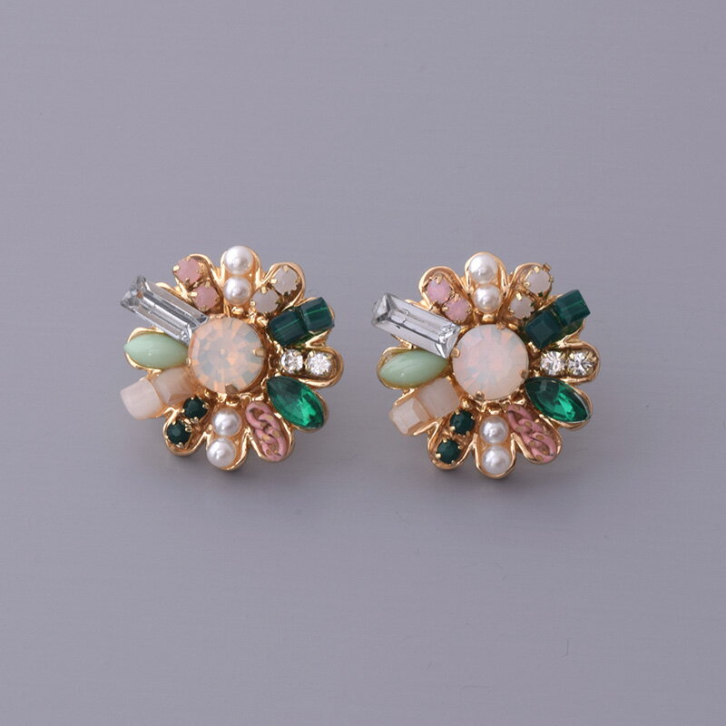 アンティーク調 ビジュー ピアス 女性 アクセサリー かわいい おしゃれ 人気 上品 流行