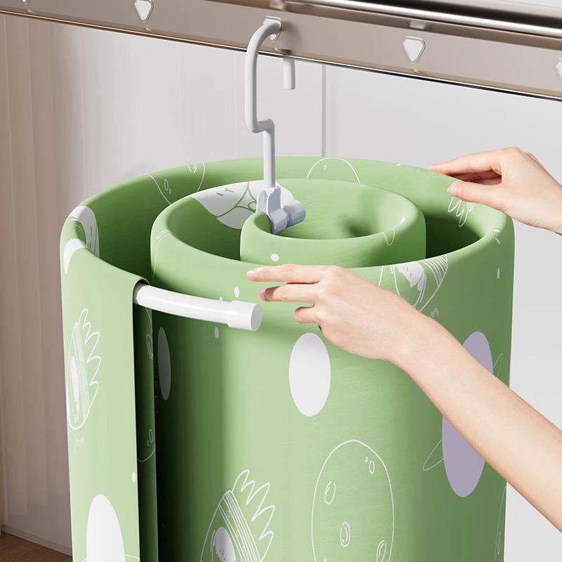 布団干しハンガー 螺旋式 洗濯 室内干し 省スペース ステンレス製 くるくる 効率乾燥 シーツ 毛布 タオルケット 大判対応 洗濯用品 丈夫 安定設計 ベランダ 物干し竿 隙間活用 洗濯物干し ランドリー用品 生活雑貨 円形ハンガー 洗濯グッズ 部屋干し