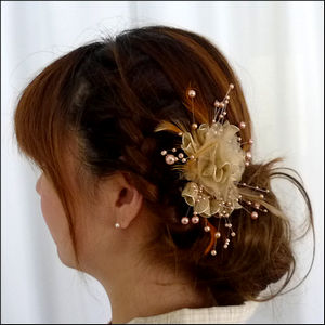 営業日昼12時まで当日発送！ フォーマルに コサージュ 卒業式 入学式 卒園式 入園式 結婚式 フォーマル 子供 上品 紫 ママ 花 人気1 バレンタイン格安通販　バレンタイン　人気　ランキング