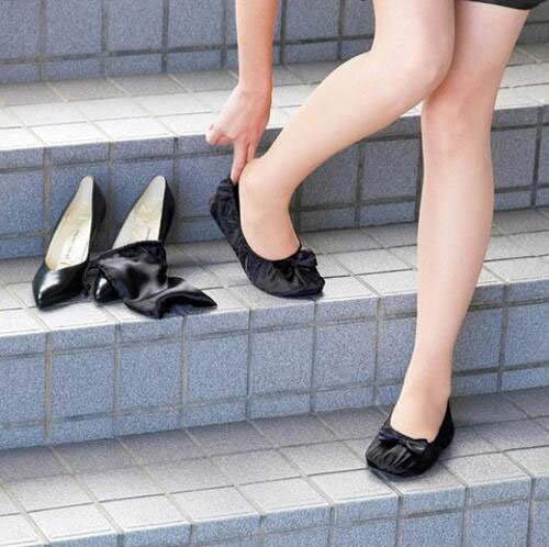 営業日昼12時まで当日発送! 送料無料 授業参観 スリッパ 携帯スリッパ リボン 携帯シューズ おしゃれ かわいい 卒業式 入学式 卒園式 入園式 携帯 スリッパ 折りたたみ 授業参観 旅行 内履き 外履き ポータブル ポケッタブル バレンタイン