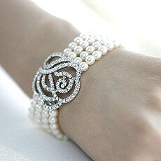 きらきらオープンローズパールブレスブレスブレスレットバラ蓮アクセサリーバングル結婚式レディースフォーマルパーティー