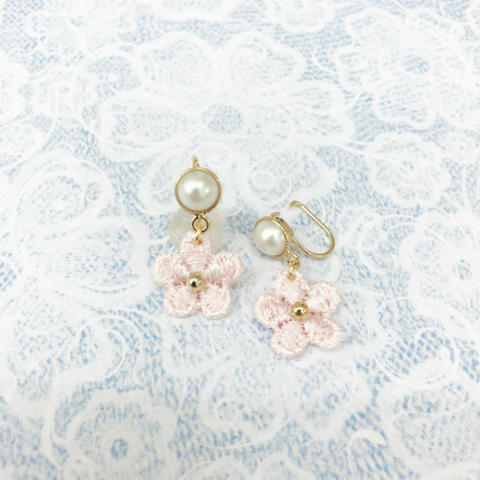 ニューノンホールピアス パール×小花レース ピンク マルピア