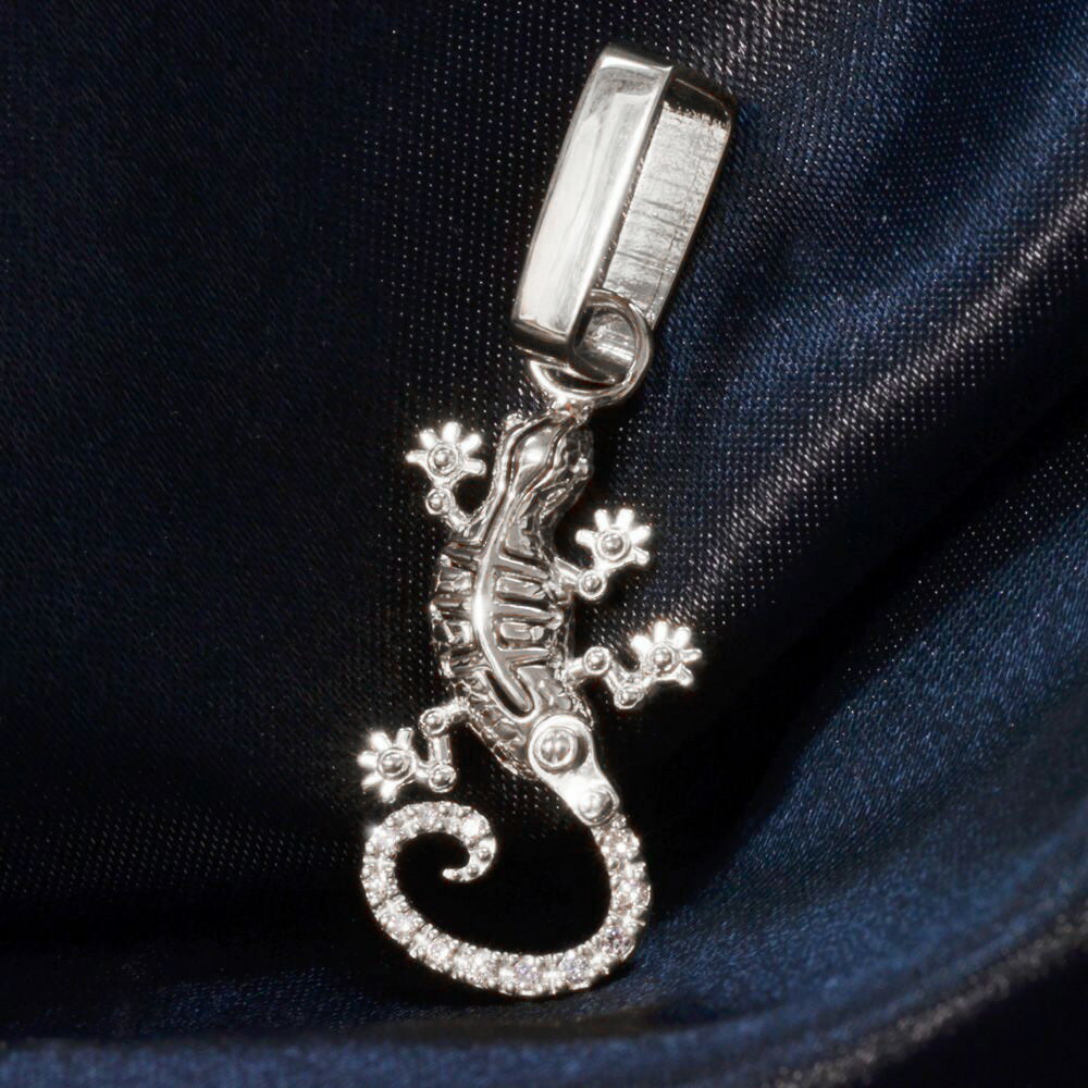 ペンダントトップ メンズ プラチナ Pt900 ダイヤモンド トカゲ ペンダントヘッド 日本製 刻印入り 鑑別書付き シンプル プレゼント ギフト