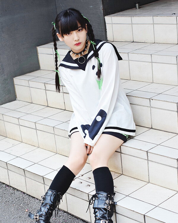 パンダLSセーラー(WH/GR) 長袖 セーラー セーラー服 原宿系 ファッション 病みかわ 病みかわいい パンダ パンダ柄 チャイナ コスプレ 衣装 メンヘラ Tシャツ トレーナー トップス パンク ロック V系 レディース 個性派 個性的 かわいい 白 黒 陰陽 ACDCRAG