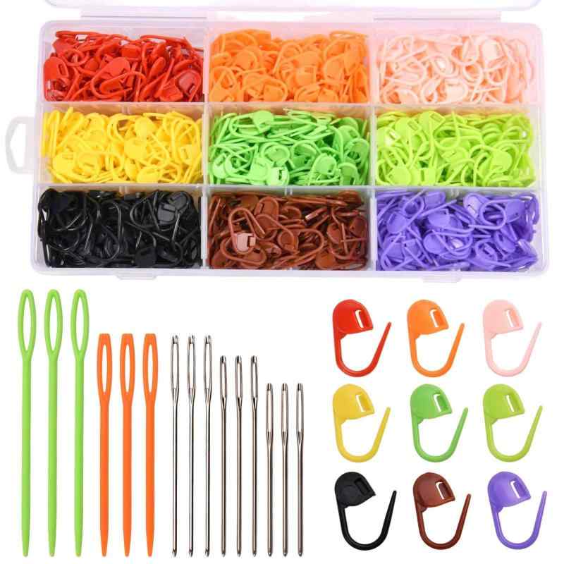 SPEEDWOX 900枚セット ステッチマーカー 9色 段数マーカー 縫い目マーカー かぎ針編みロックステッチ 15本大型プラスチック針 毛糸とじ針 編み物用品 編み物ツール 縫製工芸 収納ボックス付き