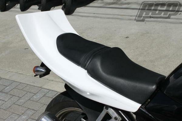 バンディット250/400用 ハネタイプテールカウル 新品【国内生産】GJ74A GK75A