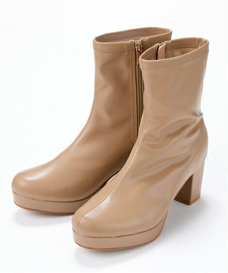 【✩】女性用ラウンドトゥ・チャンキーヒール・ブーツ セール】レザー調厚底チャンキーヒールブーツ（ブーツ）｜Lace