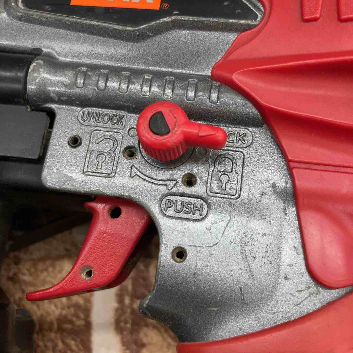 【中古】★マックス(MAX) 高圧エアネジ打ち機 HV-R41G4【所沢店】