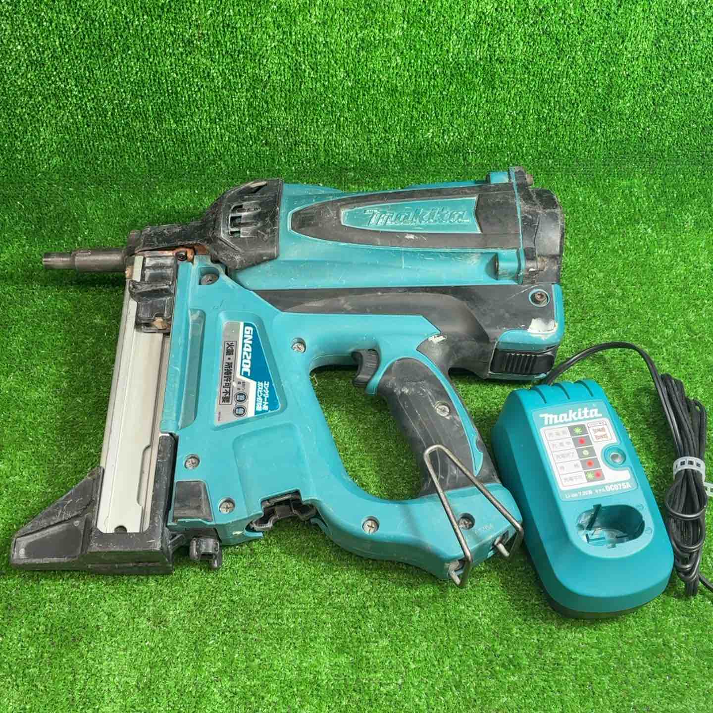 【中古】 マキタ (makita) コードレスコンクリート用ガスピン打ち機 GN420C 【藤沢店】