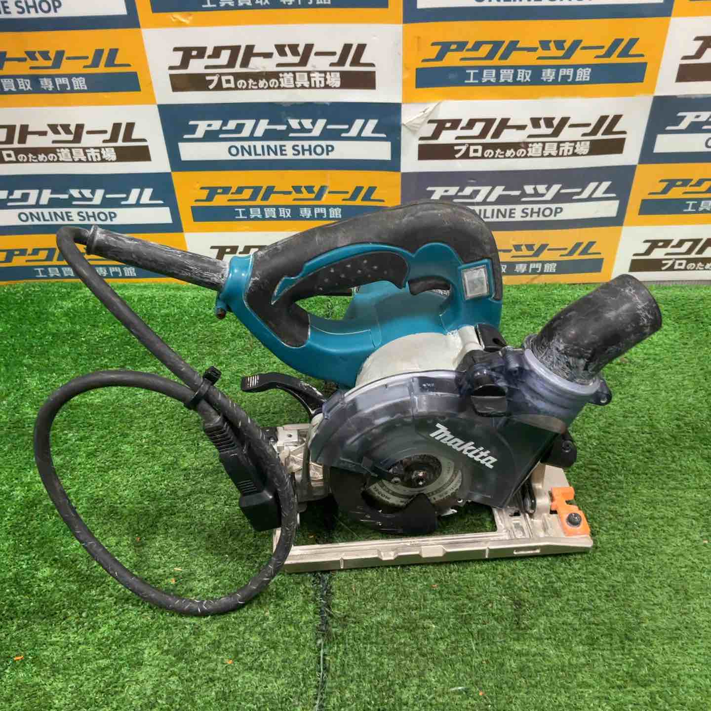 【美品・良品・動作確認済み・2012年10月製造】　makita（マキタ）　100㎜防じんマルノコ　KS4000FX　集じん機接続専用・丸鋸・丸ノコ 楽天市場】マキタ 防じんマルノコ 刃径100mm ＜KS4000FX＞集じん機接続