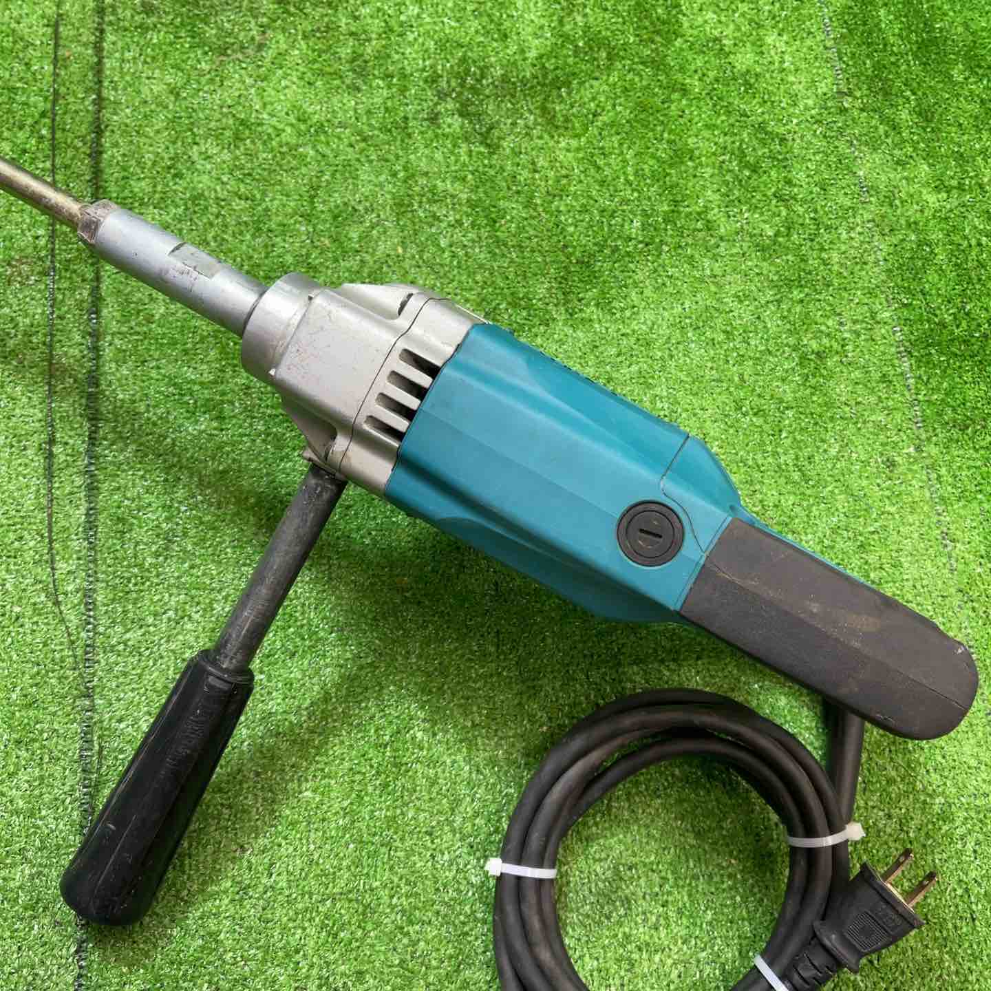 【中古】マキタ(makita) コンクリートかくはん機 UT1305【桶川店】