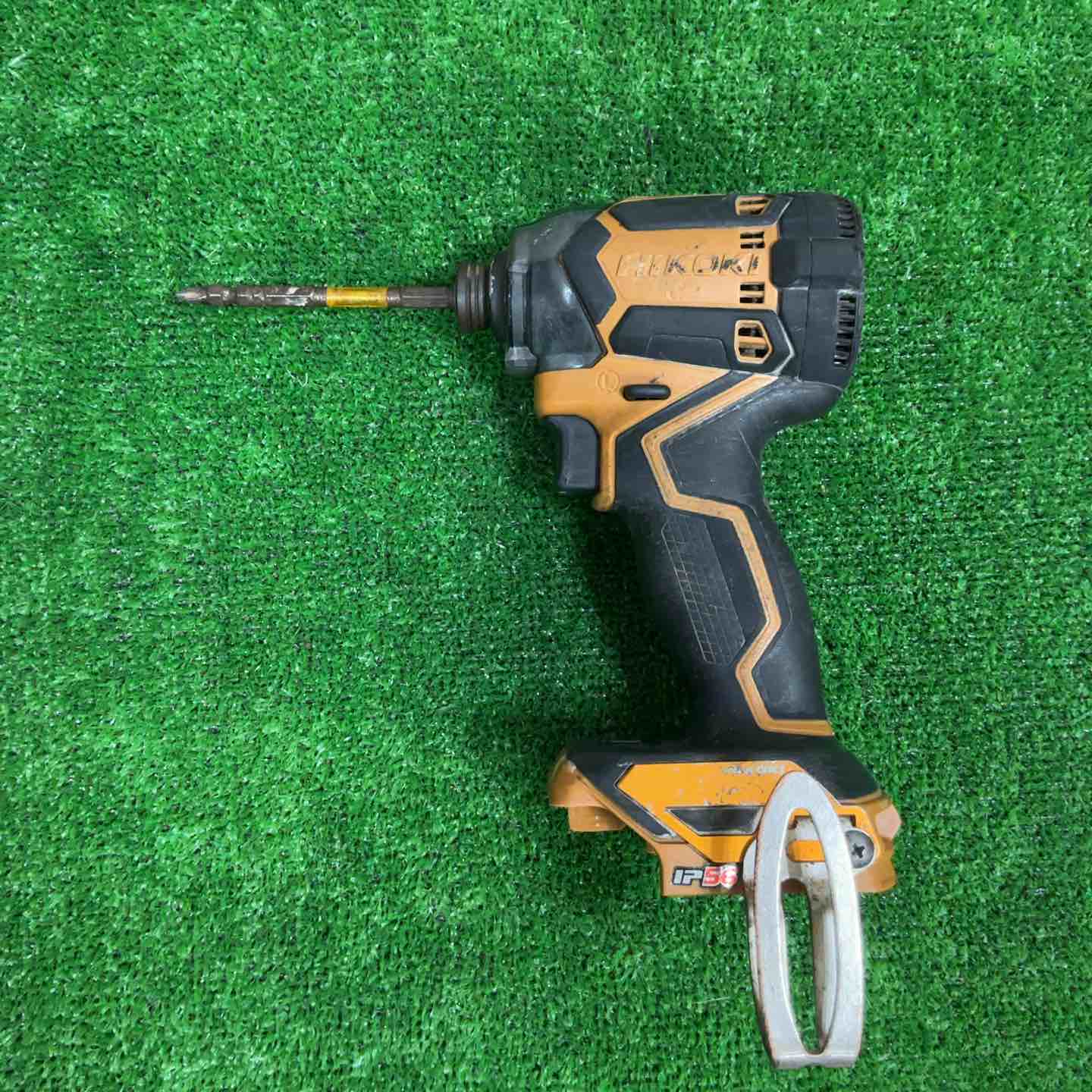 【動作確認】 動作確認済み 【動作詳細】 【仕様】 【コンディション詳細】 【シリ不】 【備考】 ～～～～～～～～～～ 商品をご検討いただきありがとうございます。 建築・建設現場、土木現場、工場で利用するプロ向けの工具を扱っています。 ～～～～～～～～～～ 付属品は写真に写っているもので全てです。 商品の状態、付属品等は掲載写真にてご確認をお願い致します。 【保証について】 商品が到着しましたら、受取評価を行う前に内容や動作に不備がないかご確認ください。 万が一、不備がございましたら商品到着後から7日間以内に、メッセージにてご連絡をお願い致します。 ※バッテリーおよび先端工具などの消耗品は保証の対象外となります。 ※メーカー保証書が付属している場合でも、当店は買取品（二次流通品）を扱っておりますため、捺印は行っておりません。 【配送について】 配送方法は変更できませんのでご了承ください。 ※配送先が沖縄県の場合、陸送のため到着にお時間がかかります。 又、離島の場合は商品到着に10日前後かかる場合がございますのでご了承下さい。 【領収書について】 楽天市場マイページの購入履歴より取得が可能ですので、そちらをご利用ください。 【ご購入に関する大切なご案内】 ▼在庫について こちらの商品は、店頭でも同時に展示・販売しております。 細心の注意を払っておりますが、ご購入手続きが完了した場合でも、店頭での販売とタイミングが重なった場合（在庫切れ）や、発送前の最終確認で保管中の破損が見つかった場合など、稀にご注文をキャンセルさせていただくことがございます。 ▼キャンセル時のご対応 万が一、上記理由によりお取引が完了できない場合は、誠に申し訳ございませんが、速やかに取引キャンセルおよびご返金の手続きをさせていただきます。 （※同等品のご用意や代替品の発送はいたしかねます） ▼免責事項について 商品の不具合や取引キャンセルによって生じた間接的な損害（例：作業の遅れ、他の機材の損傷、機会損失、逸失利益など）につきましては、当店では一切の補償をいたしかねます。 何かご不明点ございましたら、下記までご連絡をお願い致します。 -------------------- アクトツール草加店 【TEL】048-920-5515 【アドレス】4go@actool.jp 【住所】埼玉県草加市西町458−9 【対応時間】10：00～18：30 【定休日】毎週水曜日