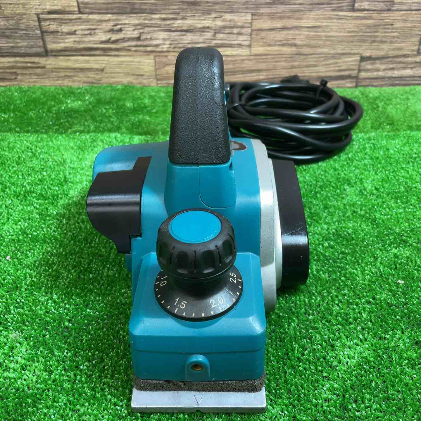 【中古】マキタ(makita) 電気カンナ KP0800A【桶川店】