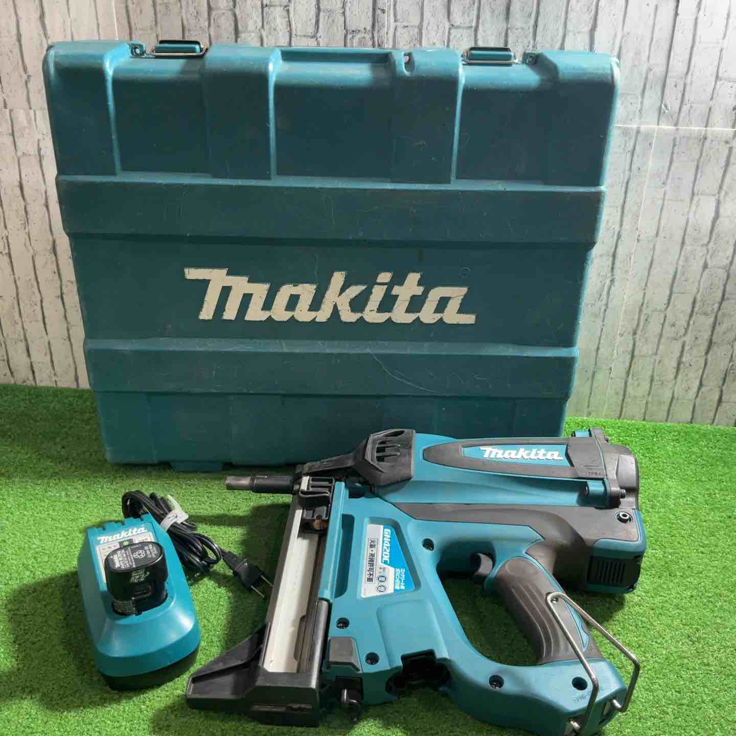 【中古】★マキタ(makita) コードレスコンクリート用ガスピン打ち機 GN420C 動作確...