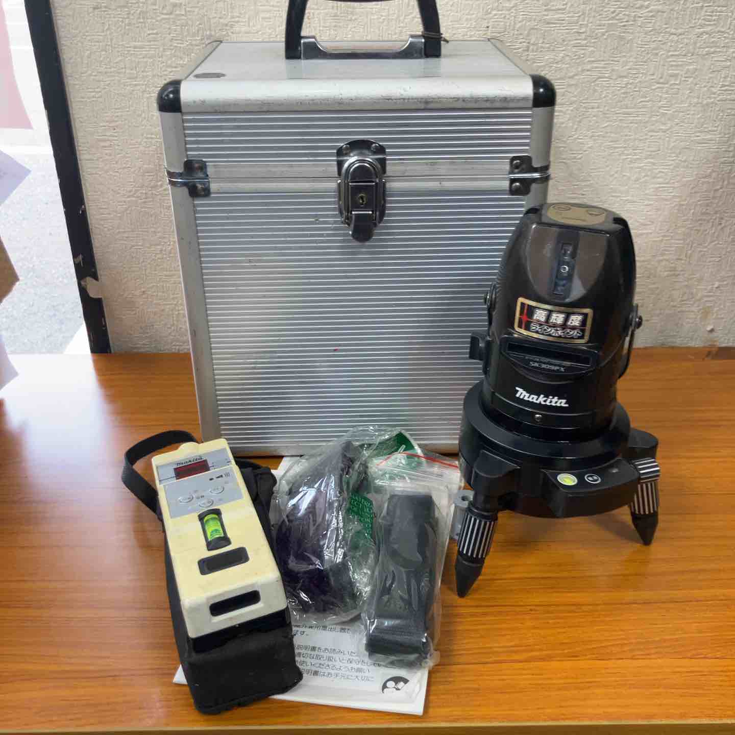 楽天市場】マキタ レーザー墨出し器の通販