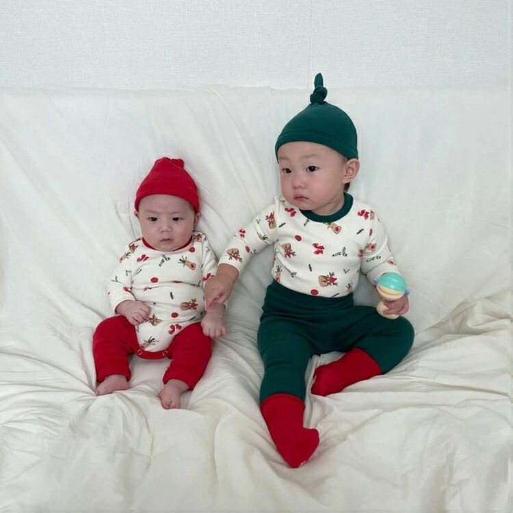 Activeshop楽天市場店のベビー服 赤ちゃん 3点セット クリスマス ズボン ベビー サンタ 衣装 子供服 ロンパース オールインワン パンツ トップス キッズ トナカイ コスプレ衣装 記念写真 誕生日 出産祝い ロンパース カバーオール サンタ風 長袖｜アングル2