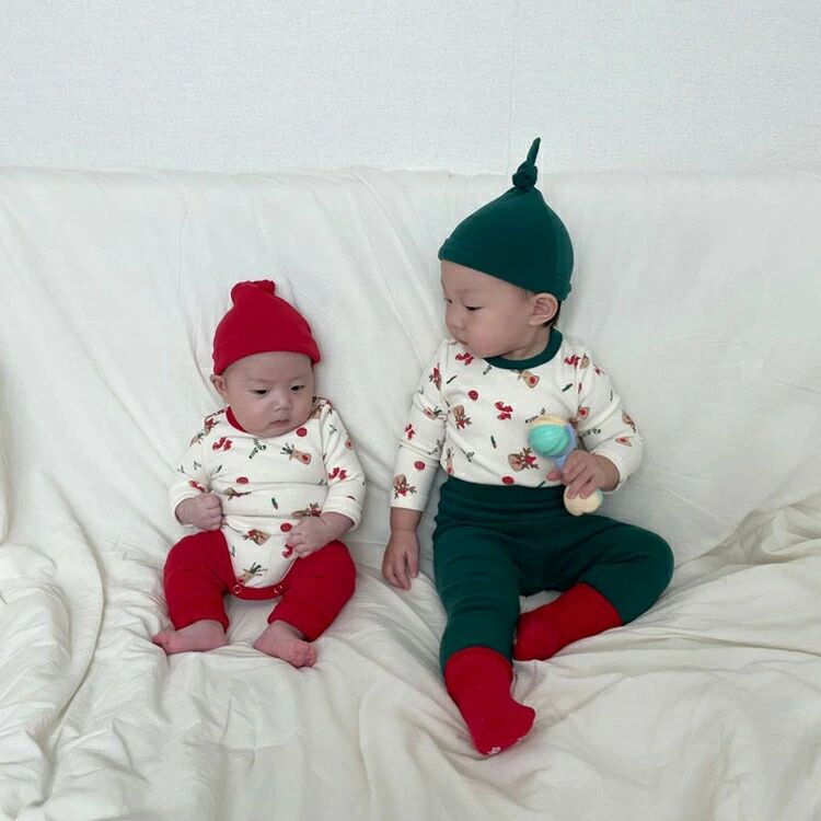 Activeshop楽天市場店のベビー服 赤ちゃん 3点セット クリスマス ズボン ベビー サンタ 衣装 子供服 ロンパース オールインワン パンツ トップス キッズ トナカイ コスプレ衣装 記念写真 誕生日 出産祝い ロンパース カバーオール サンタ風 長袖｜アングル3