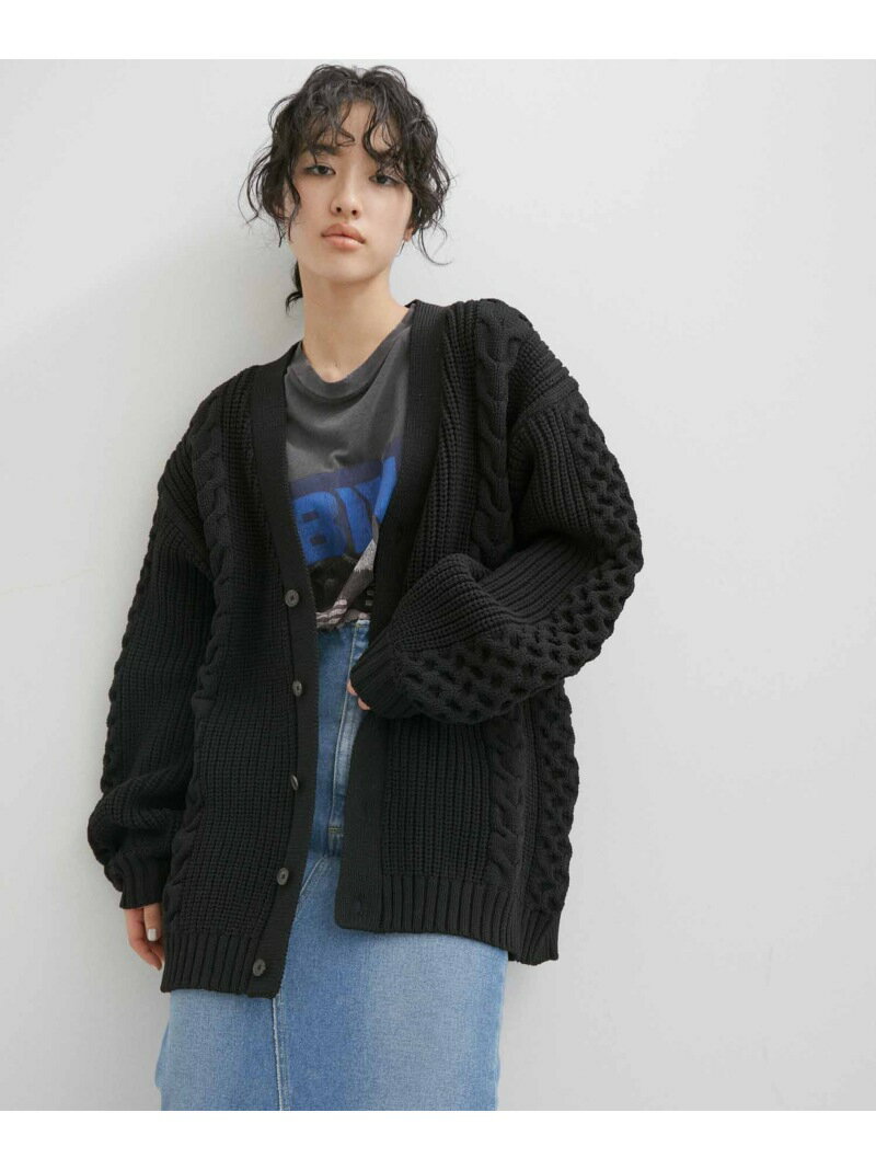 《ドラマ着用》ボリューム ケーブル オーバーサイズ カーディガン/超軽量/ユニセックス ADAM ET ROPE' HOMME アダムエロペ トップス カーディガン ブラック ホワイト ブラウン グリーン ブルー【送料無料】[Rakuten Fashion]のサムネイル