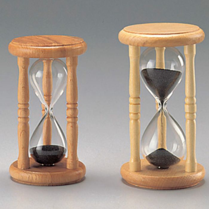 外径×高さmm直径57×H105本体：天然木・ソーダガラス 砂：砂鉄生産地：中国 ■メーカー希望小売価格はメーカーカタログに基づいて掲載しています