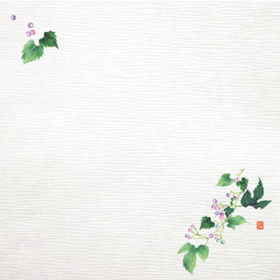 【仕様】 メーカー品番：TA-E14 サイズ:120×120mm ●厚口の耐油紙に絞り加工を施した高級感のある敷紙です。 ●表面の凸凹により、紙と食材が密着しにくく揚げ物のべたつき感が軽減されます。 ※入数