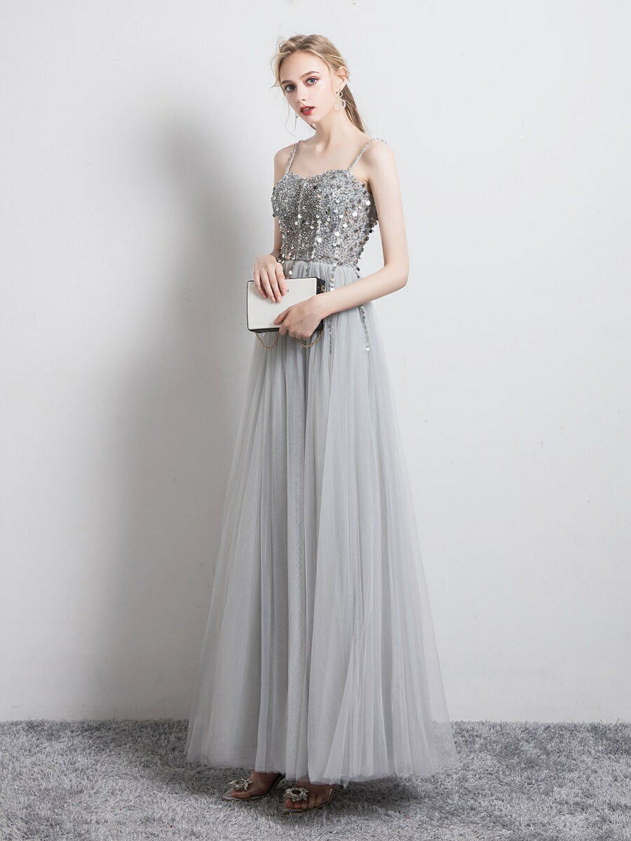 お姫さまのような印象を与えてくれ、ボディラインを気にせずに女の子らしいさを表現することができるところが注目ポイントです*&nbsp;&nbsp; ▲サイズ &nbsp; XXSサイズ： バスト77CM　　ウィスト60CM &nbsp; XSサイズ： バスト80CM　　ウィスト63CM &nbsp; Sサイズ： バスト83CM　　ウィスト66CM &nbsp; Mサイズ： バスト86CM　　ウィスト70CM &nbsp; Lサイズ： バスト90CM　 ウィスト73CM &nbsp; XLサイズ： バスト93CM　 ウィスト76CM &nbsp; XXLサイズ： バスト96CM　 ウィスト80CM &nbsp; XXXLサイズ：バスト100CM　 ウィスト83CM▲カラー:写真参考【注意事項】モニターの発色具合によって実際の物と異なる場合がございます。&nbsp;&nbsp;カラードレス ロングドレス 花嫁 ステージ衣装 演奏会 パーティードレス 発表会 二次会 結婚式 フォーマルドレス お呼ばれ ピアノ&nbsp;二次会ドレス 花嫁ドレス 大きいサイズ 小さいサイズ パーティー ロングドレス 演奏会&nbsp;イブニングドレス&nbsp;成人式 コンサート&nbsp;披露宴 発表会&nbsp;上品 謝恩会 成人式 同窓会 入学式 卒業式 ロング&nbsp;おしゃれ 海外挙式 リゾート 舞台 ステージ衣装 送料無料---------------------------------------- メーカー希望小売価格はメーカーカタログに基づいて掲載しています&nbsp; 人気のチュールドレスや、優雅でエレガントなデザインまで大人の愛らしさをかなえるカラーバリエーションが豊富なカラードレスのラインナップ。結婚式の二次会やパーティー、謝恩会や食事会などのオケージョンシーンだけでなくデイリーにも着用していただけます。