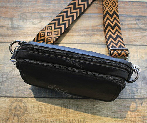 ショルダーバッグ ボディバッグ メンズ バッグ PU 斜め掛け 肩掛け 柔らかい 軽量 小物収納 自転車バッグ 鞄 かばん 耐摩設計 彼氏 父の日 敬老の日 ギフト 20代 30代 40代 50代 カジュアル おしゃれ 黒 ブラック