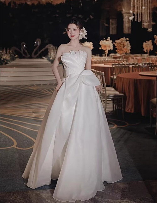 ウェディングドレス パーティードレス aライン 花嫁ドレス オフショルダー ロングドレス 白ドレス イブニングドレス 肩出し 二次会 謝恩会 結婚式 花嫁 ブライダル 演奏会 披露宴 コンサート 大きいサイズ 前撮り リゾート 海外挙式 ピアノ エレガント 海外撮影/旅行