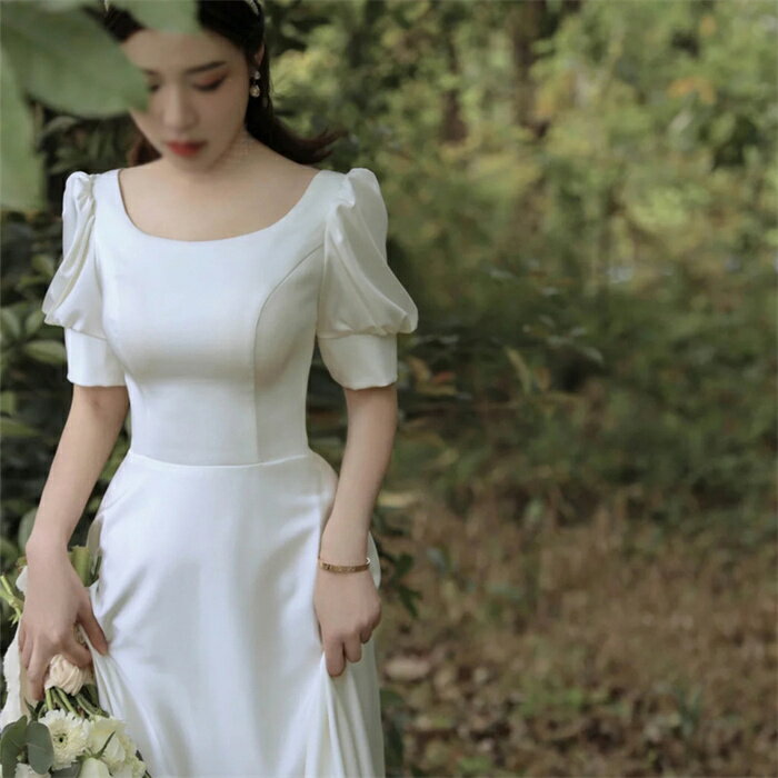 Aラインドレス ウェディングドレス 白 二次会ドレス ウェディングドレス 袖あり 結婚式 花嫁 パフスリーブブライダル ウエディングドレス 前撮り 撮影 演奏会 披露宴 二次会 編み上げ 発表会 コンサート パーティードレス ピアノ お呼ばれ 海外挙式