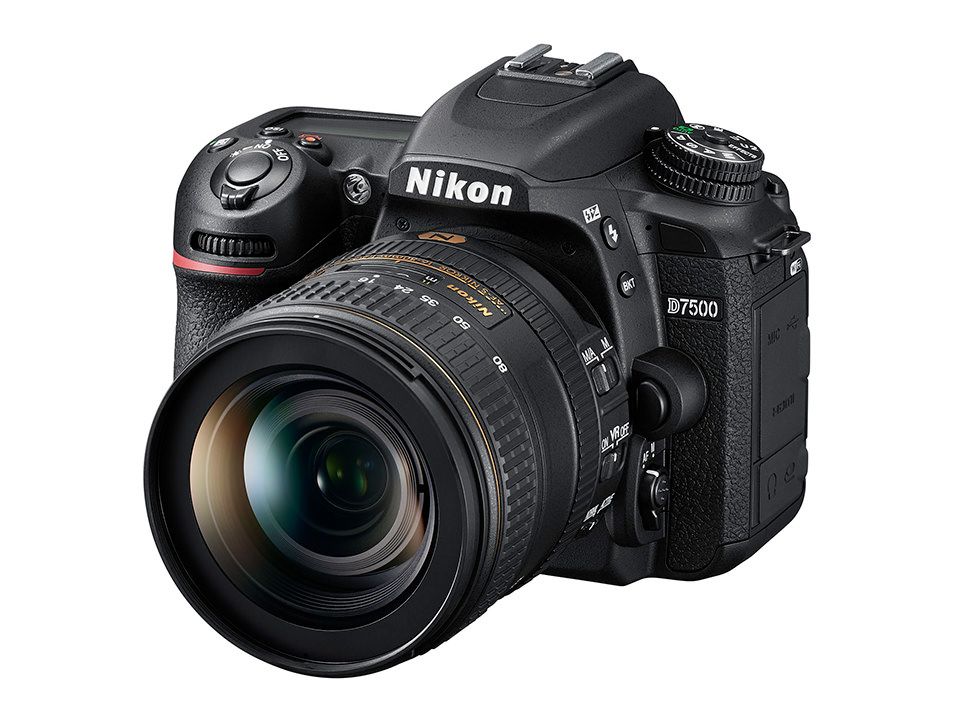 nikon 【新品/在庫あり】Nikon D7500 18-140 VR レンズキット デジタル一眼レフカメラ ニコン