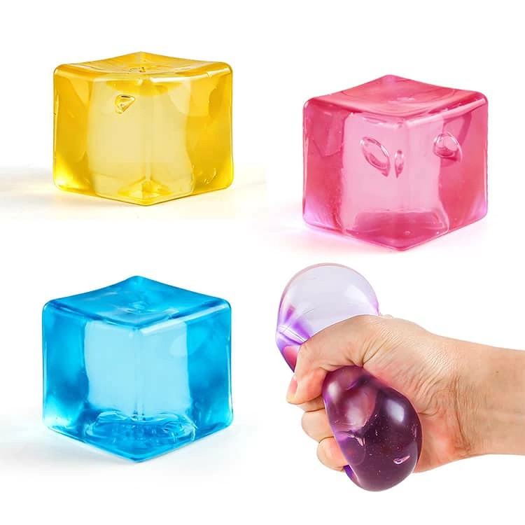 スクイーズ ブロック 握る玩具 氷 5.5cm 袋付き スローリバウンド 透明 ぷにぷに大サイズ アイス 減圧 おしゃれ 面白い もちもち おもちゃ 子供 大人 かわいい カラフル ストレス解 addkitchen1-10039402 アッドキッチン サンプル画像2