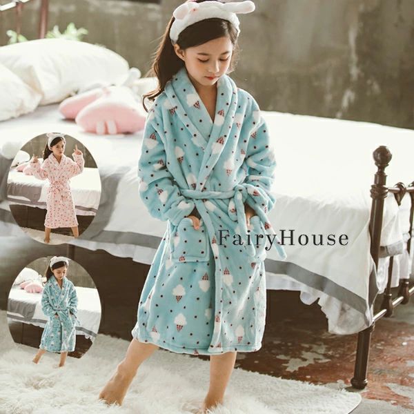 原産国:中国 素 材:ポリエステル100% 色：ピンク ブルー サイズ: 【子供XS】着丈/75cm バスト/92cm 参考身長:105-115cm 【子供S 】着丈/84cm バスト/94cm 参考身長:115-125cm 【子供M 】着丈/93cm バスト/98cm 参考身長:125-145cm 【大人M 】参考身長:153-160cm 【大人L 】参考身長:160-168cm モデル:身長132cm 体重27kg 試着子供Mサイズ ※注意： ※入荷時期により生地の色味、光沢感など若干違いが出る場合も御座いますが、不良品とは異なりますので、予めご了承頂けますようお願い致します。 ※PC環境・光の具合により、色や素材のイメージが写真と若干異なる場合がございます。 ※モデル・写真に使用されているアクセサリー・小物は別途記載が無い限り付属いたしません。 ※商品に不良があった場合は、商品到着から5日以内にご連絡いただければご返金・交換対応させて頂きます。