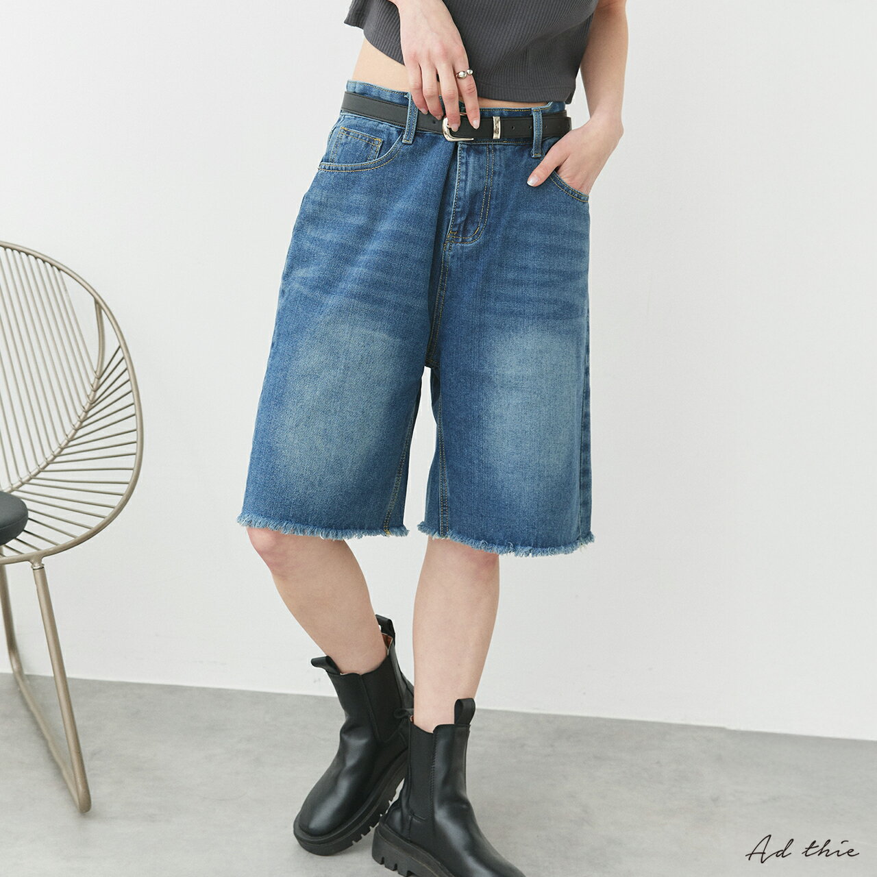 Short Pants - ヴィンテージライクハーフデニムパンツ トレンド おしゃれ きれいめ カジュアル コーデ お洒落 かわいい レディース シンプルデザイン 素材 大人カジュアル 春 夏 秋 股下 楽ちん 美脚シルエット ボトムス ジーパン ジーンズ 短パン 半パン ハーフパンツ
