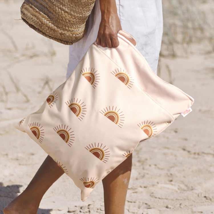 ベビーカー掛ける オムツポーチ 防水ポーチ おむつポーチ オムツ入れ 水着入れ 大容量 防水 バッグ プールバッグ 防水バッグ 持ち運び 汚れ物 入れ トラベルポーチ 旅行 ビーチバッグ ウェットケース 出産祝い 保育園 トラベルバッグ ダブルファスナー