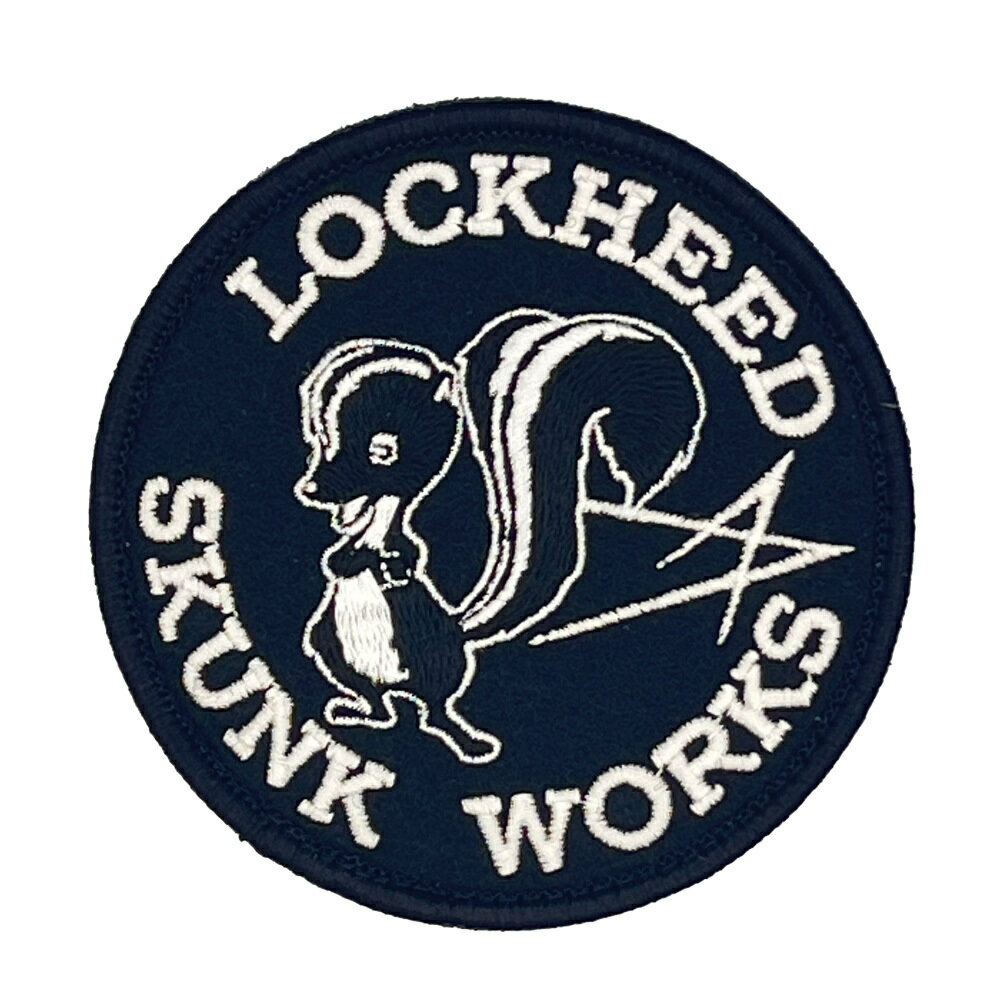 トップガン マーヴェリック ロゴ ワッペン ロッキードマーチン SKUNK WORKS 丸型 パッチ 蓄光 刺繍 PK30-TK アメリカ軍 ロッキードマーティン スカンクワークス ベルクロ付き TOP GUN MAVERICK ブラック/ホワイト 【ネコポス配送】のサムネイル