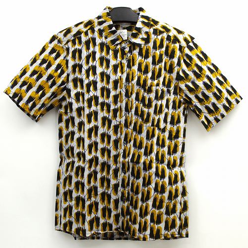 アフリカンプリント　パーニュ男性用半袖シャツM　【足跡】