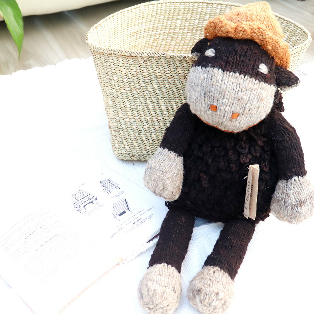 Rakuten - ケナナニッターズ ウールおすわり動物 大 ヒツジ 黒 【ひつじ ぬいぐるみ ウール 羊毛 もこもこ かわいい ギフト プレゼント インテリア 動物 ナチュラル素材 ふわふわ キッズ 入園 プレゼント お祝い ベビーグッズ 贈り物 出産祝い 誕生日 羊のぬいぐるみ】