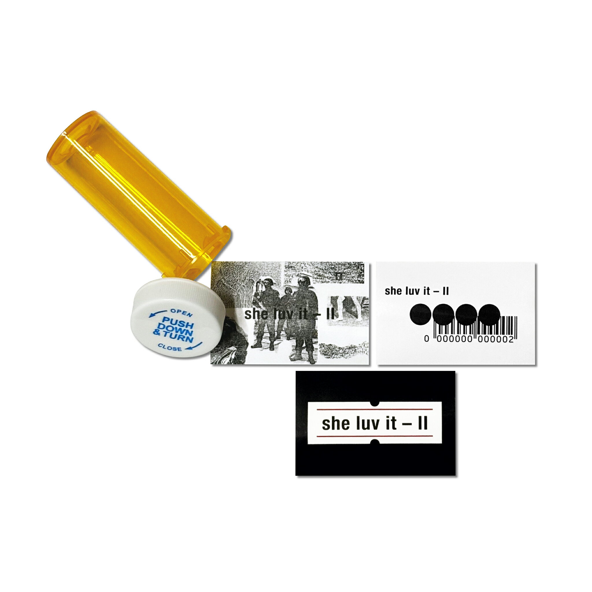 she luv it [ ll ] × Black Dots ステッカー入りピルケース