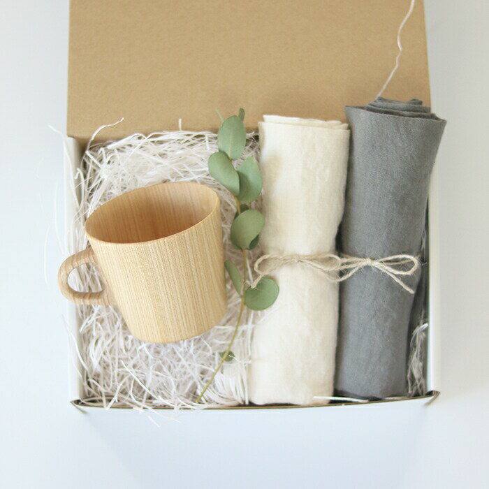 【送料無料・ラッピング込】高橋工芸のKami マグカップ（S）とSyuRo（シュロ）のキッチンクロスの ギフトボックス[木製 木製品 木の器 木 器 軽い 油染み しにくい 国産 Made in Japan 日本製 ギフト ギフトセット プレゼント 結婚祝い 出産祝い 御中元]