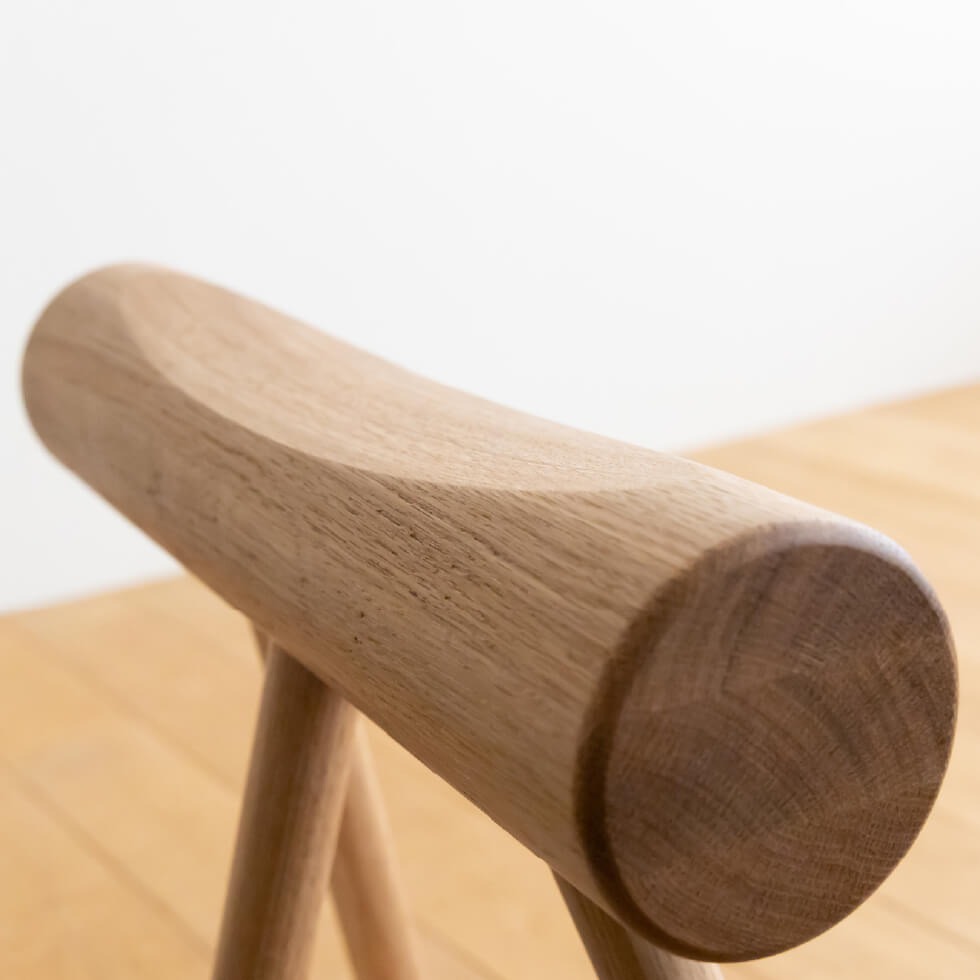 ES Stool [ oak / walnut / cherry][スツール オーク ウォルナット チェリー 木製 木 木目 国産 日本製 Made in Japan メイドインジャパン 家具 いす イス 椅子 腰掛け エントランス 無垢 便利 おしゃれ 保証付 新築祝い ギフト] [2]