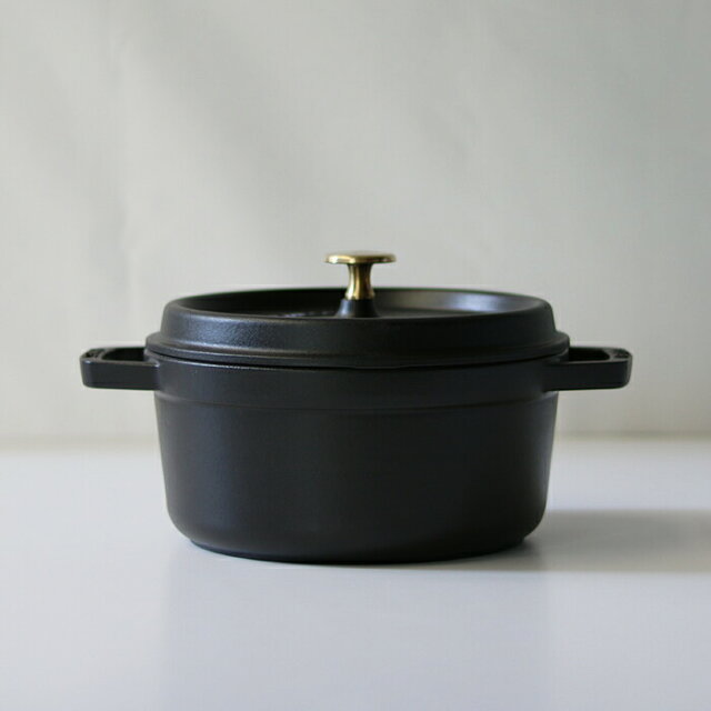 ストウブ（STAUB）ピコ・ココット ラウンド