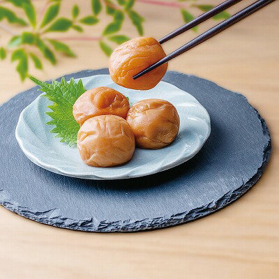 送料無料 送料込 味覚庵 紀州産うす塩南高梅「紀の恵み」300g 内祝い お返し ギフトセット 出産内祝い 結婚内祝い 入学内祝い お中元 父の日 お供え 御供 香典返し 粗供養 快気祝い 快気内祝い