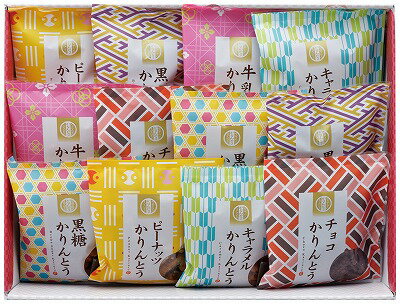 ●商品内容：●箱：約27.5×37×7cm　●黒ごまかりんとう45g、黒糖かりんとう45g、牛乳かりんとう45g、ピーナッツかりんとう45g、チョコかりんとう45g、キャラメルかりんとう45g×各2　●梱-12　●JPN●〔小麦・乳・落花生〕●賞味期限（製造日から）：120日サクサクッとした食感に仕上げた、風味豊かなハチミツ入り黒糖かりんとう、ピーナッツの香ばしさと甘みが調和した、風味豊かなピーナツかりんとう、牛乳を生地に練り込み、サクサクッとした食感に仕上げた牛乳かりんとう、香ばしい黒ごまで仕上げ風味豊かな黒ごまかりんとう、チョコレートを生地にたっぷりと練り込み、カリッとかる〜い食感に仕上げたチョコかりんとう、キャラメルを生地にたっぷりと掛け、しっとりと仕上げたキャラメルかりんとう。6種類のフレーバーを楽しめるかりんとう詰め合わせです。 ※メーカー都合により、デザイン・内容等が変更になる場合がございます。 ギフト対応 当店はギフト専門店です。 出産内祝・結婚内祝・引出物・快気祝・全快祝・新築内祝・成人内祝・入学内祝・初節句内祝等各種内祝をはじめ、就職祝い・敬老祝い・還暦祝い・退職祝い・退職記念等記念品や各種お祝い、香典返し、満中陰志、一周忌、三回忌・七回忌のお返し、母の日・早割 早期$その他様々なギフトシーンにもお使いください。 定番の贈り物・お祝い・お返し　内祝 内祝い 出産内祝い 命名内祝い 快気祝 快気内祝 全快祝　お見舞い お見舞御礼 お餞別入園内祝い 入学内祝い 卒園内祝い 卒業内祝い 就職内祝い 新築内祝い 引越し内祝い 開店内祝い ウェディングギフト ブライダルギフト 引き出物 結婚引き出物 結婚引出物 結婚内祝い二次会 披露宴 お祝い 御祝 結婚式 結婚祝い 出産祝い 初節句 七五三 入園祝い 入学祝い 卒園祝い 卒業祝い 成人式 就職祝い 昇進祝い 新築祝い 上棟祝い 引っ越し祝い 引越し祝い 開店祝い 退職祝い 快気祝い 全快祝い 初老祝い 還暦祝い 古稀祝い 喜寿祝い 傘寿祝い 米寿祝い 卒寿祝い 白寿祝い 長寿祝い 金婚式 銀婚式 ダイヤモンド婚式 結婚記念日 ギフト ギフトセット 成人式 初節句 粗品 記念品 二次会 景品 周年記念 コンペ景品 誕生日 贈答品 一周忌 三回忌 法事引出物 香典返し 初盆　新盆　 志 回忌法要 還暦御祝い 開店お祝い 退職 卒業記念品 お餞別 心ばかり 御返し お礼 御祝い 引越挨拶 引越御挨拶 挨拶 御挨拶 ごあいさつ ご挨拶 新築内祝 周年記念 ギフト 誕生日 季節の贈り物・各種お祝い・プレゼント　 お中元 お歳暮 御年賀　年賀 寒中見舞い 暑中見舞い 残暑見舞い 暦祝 還暦御祝 還暦お祝い 開店祝 開店御祝 開店御祝い 開店祝い 餞別 出産祝い 出産お祝い 御祝い ご出産御祝い 入学祝い 卒業祝い 就職祝い 引越し祝い 子供の節句 子供の日 ひな祭り　 七五三 セット 詰め合わせ 贈答品 ごあいさつ ご挨拶 御挨拶 プレゼント 引越し 引越しご挨拶 記念日 誕生日 父の日 母の日 敬老の日 記念品 卒業記念品 定年退職記念品 ゴルフコンペ コンペ景品 景品 賞品 粗品 ホワイトデー 七夕 ハロウィン 七五三 クリスマス　 ギフト対応について 　　こちらの商品はのし紙、ラッピング、メッセージカードをご指定いただけます。