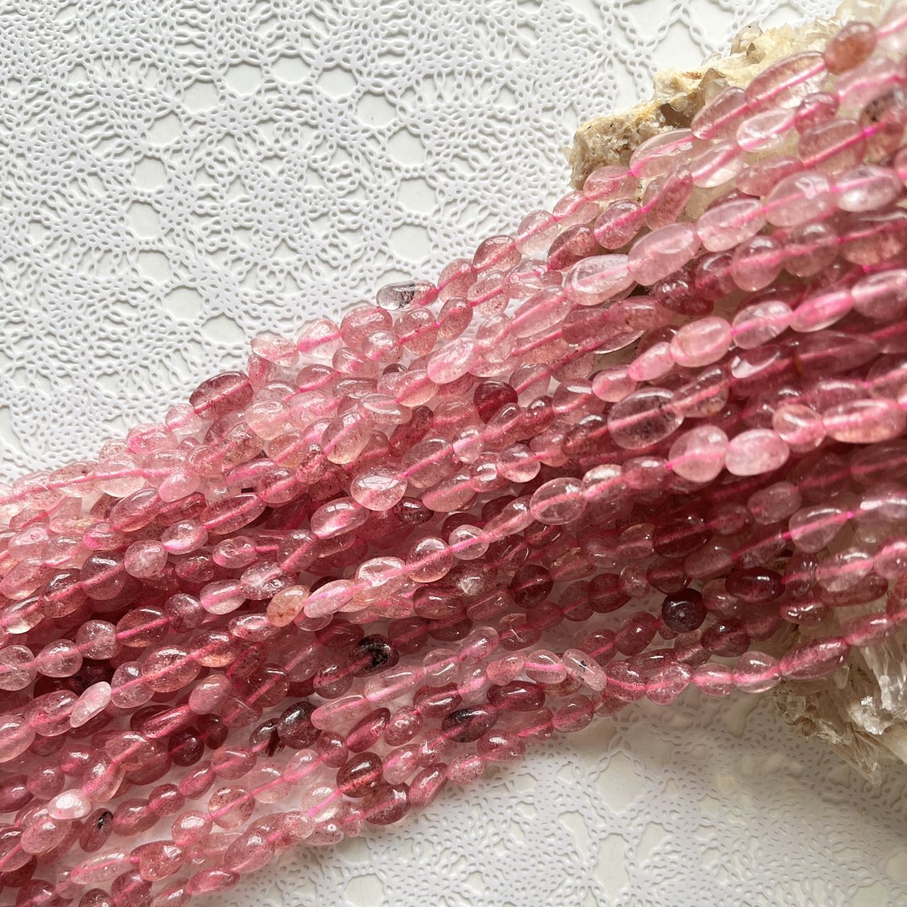 ストロベリークォーツA級ライス約6x9mm,3...の紹介画像3