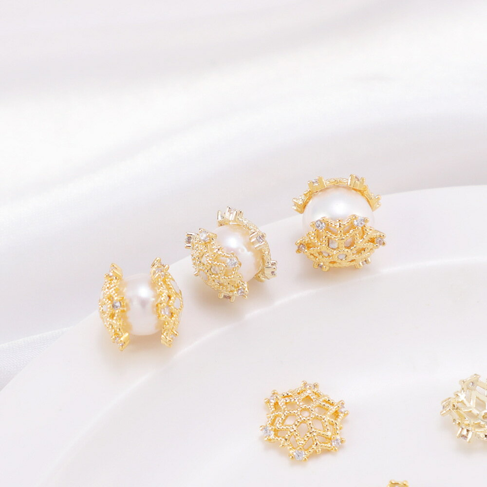 高品質　14kgf 雪型　10本 チャーム メタルチャーム アクセサリーパーツ ハンドメイド 素材 雪の結晶 ..