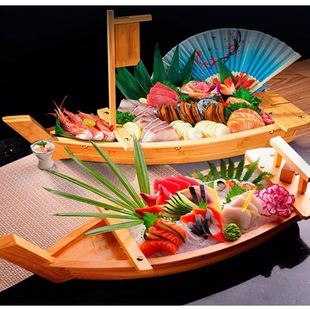 刺身盛り皿 和食器大皿 料理船 活造り 盛付け 盛器 料理飾り 舟型 船舶 宴会 豪華 高級料亭 寿司ボート 川舟 将軍舟 和食器 盛器 盛付皿